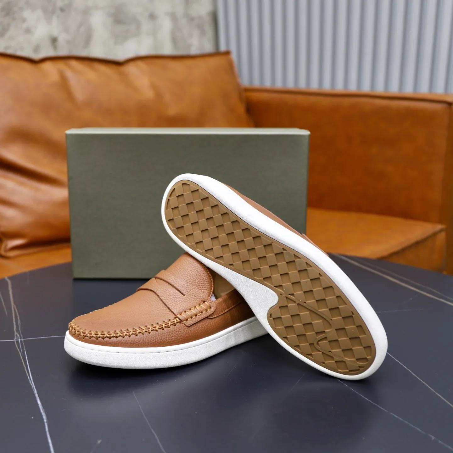 Men's men's shoes 💰480💰BOTTEG* VENET* - high-end boutique Size: 38-44 (45 customized) BV new product, calfskin surface, water-dyed cowhide lining, classic style harmoniously blends with contemporary fashion temperament, rubber soles are light and flexible, water-dyed cowhide lining!